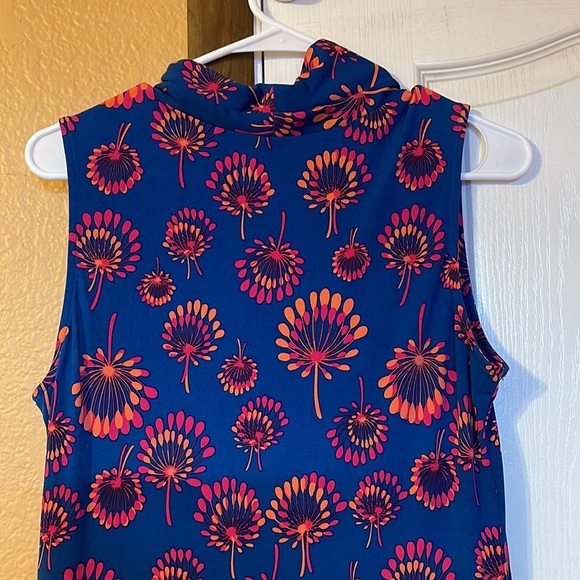 Flower Pattern Collared Dress - Picture 6 of 6